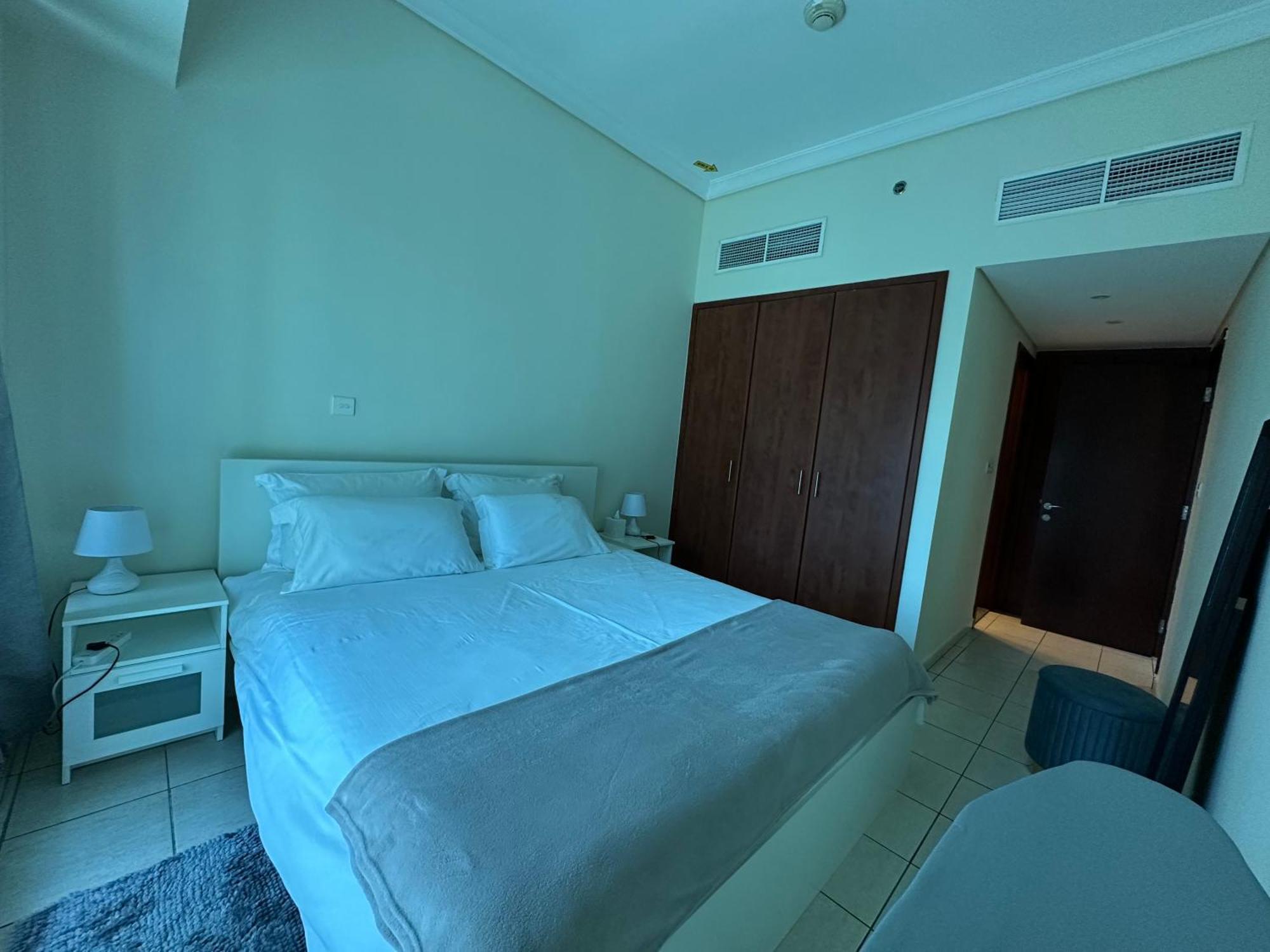 View 1br Jlt 1 Min To Metro